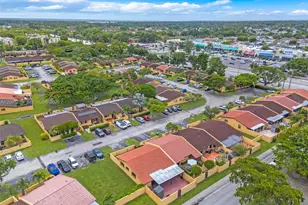 8612 SW 148th Pl, Miami, FL 33193 - Photo 26