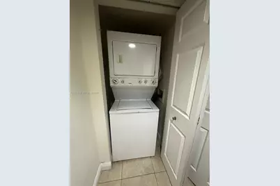 8660 NW 6th Ln #5-103, Miami, FL 33126 - Photo 8