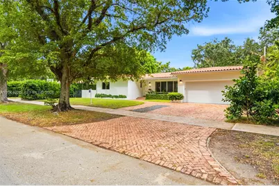 5510 Orduna Dr, Coral Gables, FL 33146 - Photo 16