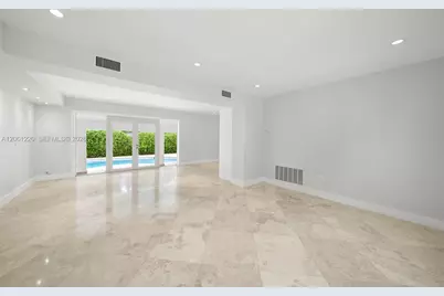 5510 Orduna Dr, Coral Gables, FL 33146 - Photo 2