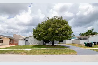 20053 SW 103rd Ave, Cutler Bay, FL 33189 - Photo 4
