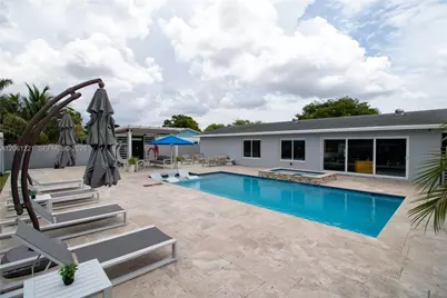 20053 SW 103rd Ave, Cutler Bay, FL 33189 - Photo 14