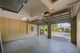 10726 NW 80th Cir, Parkland, FL 33076 - Photo 36