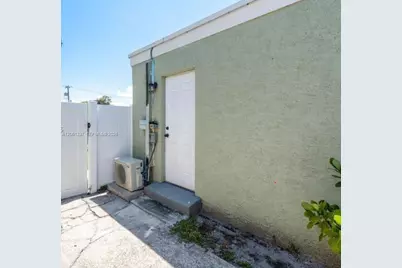505 Malverne #C, Palm Beach, FL 33405 - Photo 2