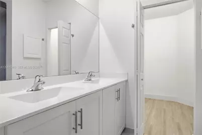 3430 W 106th Ter #106, Hialeah, FL 33018 - Photo 28