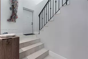 18460 NE 30th Ave, Aventura, FL 33160 - Photo 20