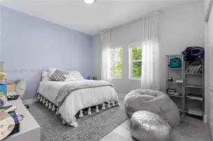 18460 NE 30th Ave, Aventura, FL 33160 - Photo 26