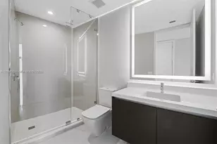 851 NE 1st Ave, Miami, FL 33132 - Photo 16