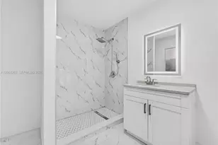 1777 N 17th Ct, Hollywood, FL 33020 - Photo 26