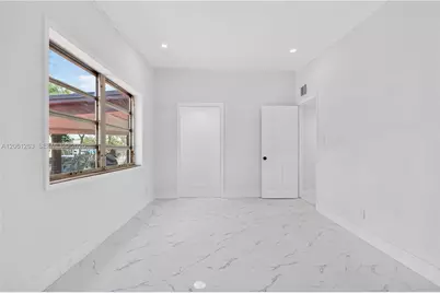 1777 N 17th Ct, Hollywood, FL 33020 - Photo 28
