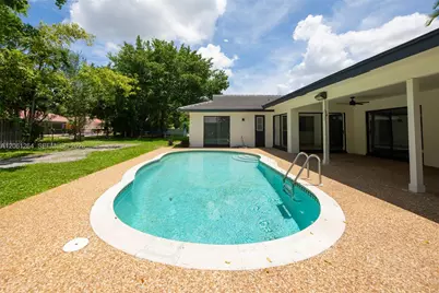 9939 NW 19th St, Coral Springs, FL 33071 - Photo 28