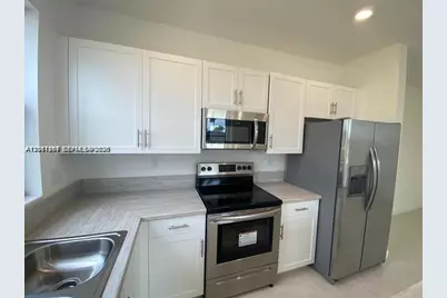 575 NE 208th Ter #575, Miami, FL 33179 - Photo 18