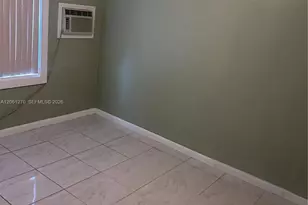 11108 Peachtree Dr, Miami, FL 33161 - Photo 16