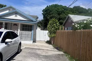 11108 Peachtree Dr, Miami, FL 33161 - Photo 1