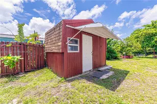 4011 SW 32nd St, West Park, FL 33023 - Photo 40