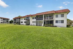 8941 S Hollybrook Blvd, Pembroke Pines, FL 33025 - Photo 26