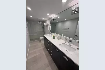 5555 Collins Ave #12C, Miami Beach, FL 33140 - Photo 24