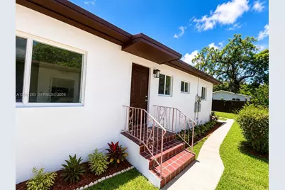 760-762 NW 52nd St, Miami, FL 33127 - Photo 4