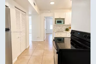 728 SW 6th St #2, Dania Beach, FL 33004 - Photo 6