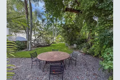 4152 Battersea Rd, Miami, FL 33133 - Photo 18