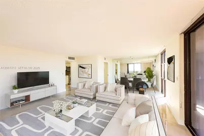 600 Biltmore Way #1014, Coral Gables, FL 33134 - Photo 10