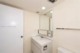 600 Biltmore Way, Coral Gables, FL 33134 - Photo 20