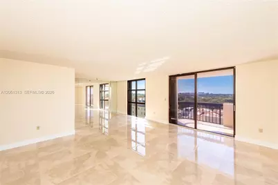 600 Biltmore Way #1014, Coral Gables, FL 33134 - Photo 4