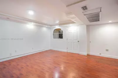 13499 Biscayne Blvd #CUM1, North Miami, FL 33181 - Photo 10