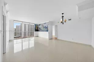 325 S Biscayne Blvd, Miami, FL 33131 - Photo 4
