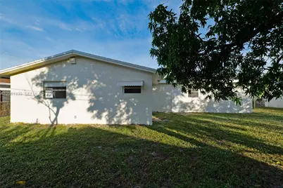 2641 NW 44th Ave #0, Lauderhill, FL 33313 - Photo 16
