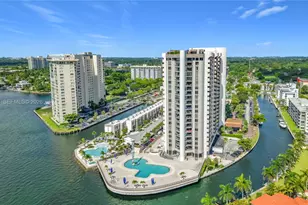 1800 NE 114th St, Miami, FL 33181 - Photo 48