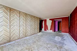 1800 NE 114th St, Miami, FL 33181 - Photo 24