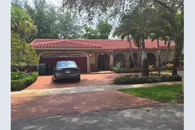 15331 Durnford Dr, Miami Lakes, FL 33014 - Photo 1
