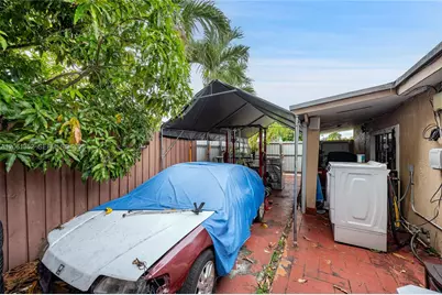 11451 SW 43rd St, Miami, FL 33165 - Photo 4
