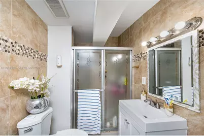 11451 SW 43rd St, Miami, FL 33165 - Photo 14