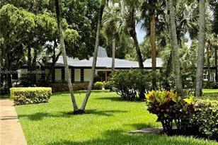 5001 NW 34th St, Lauderdale Lakes, FL 33319 - Photo 10