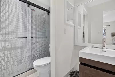 9381 NW 35th Pl, Sunrise, FL 33351 - Photo 24
