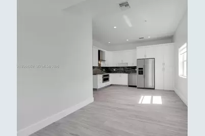 2426 SW 25th St #2426, Miami, FL 33133 - Photo 8