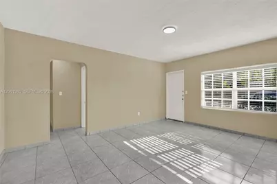 1015 Cortez St, Coral Gables, FL 33134 - Photo 26