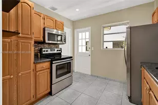 1015 Cortez St, Coral Gables, FL 33134 - Photo 8