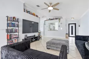 2956 SW 179th Ave, Miramar, FL 33029 - Photo 4