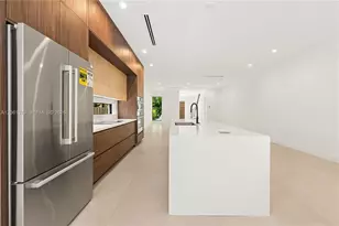 3352 SW 28th Terrace, Miami, FL 33133 - Photo 10