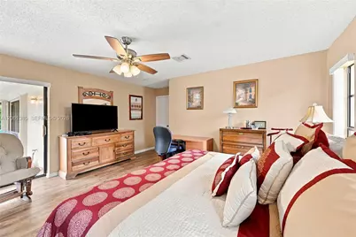 866 NW 110th Ave, Coral Springs, FL 33071 - Photo 22