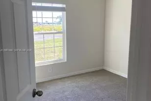 9013 Ike Ct, Labelle, FL 33935 - Photo 4