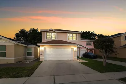 4044 Eastridge Cir, Deerfield Beach, FL 33064 - Photo 2