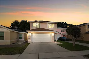 4044 Eastridge Cir, Deerfield Beach, FL 33064 - Photo 2