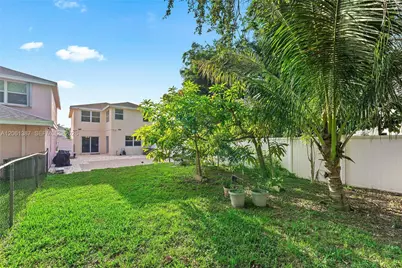 4044 Eastridge Cir, Deerfield Beach, FL 33064 - Photo 32