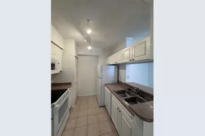 17100 N Bay Rd #1309, Sunny Isles Beach, FL 33160 - Photo 26