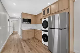 1011 NW 30th Ct, Miami, FL 33125 - Photo 2