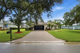 4025 SW Chablis St SW, Vero Beach, FL 32968 - Photo 4